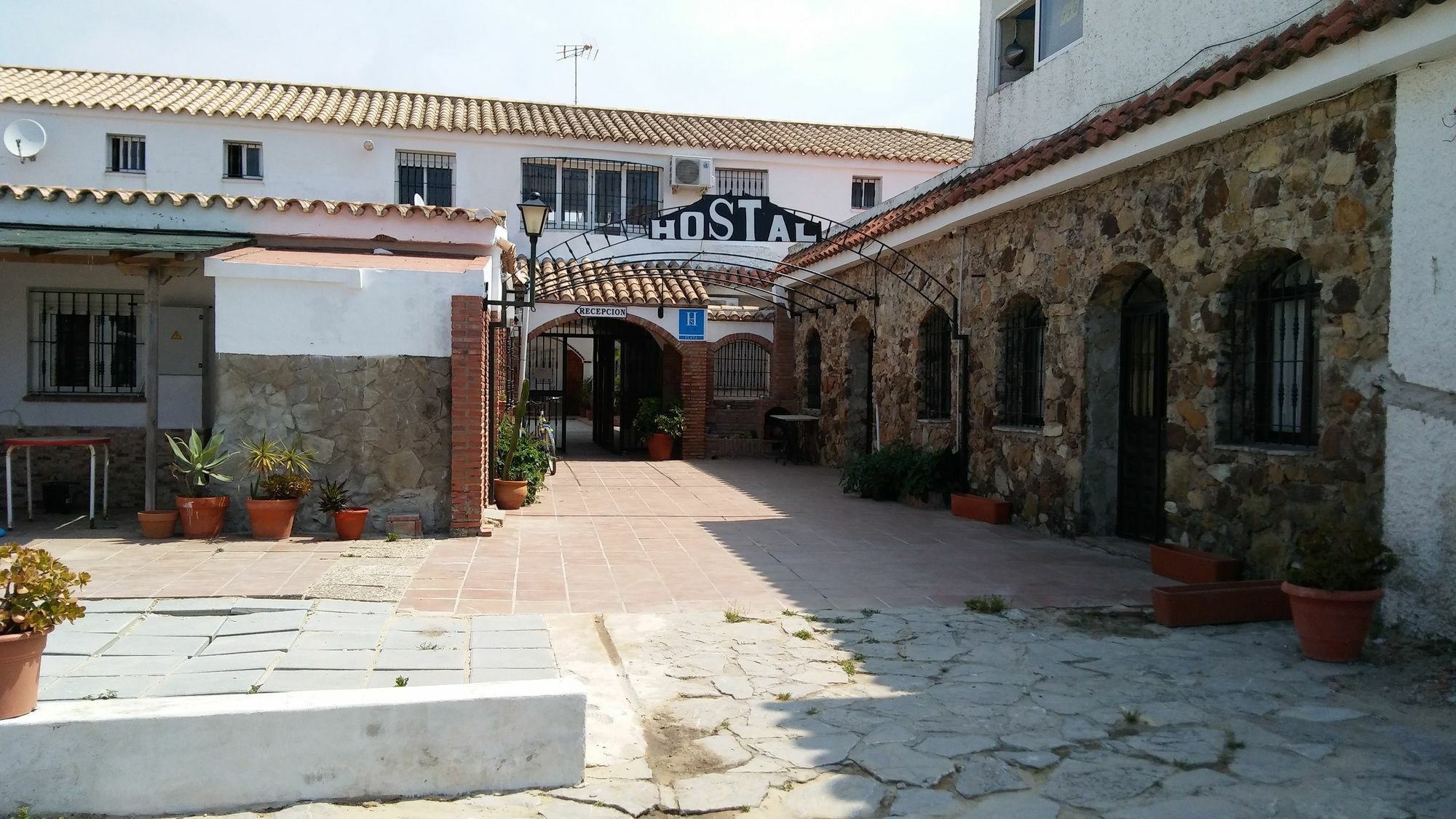 לוס קניוס דה מקה Hostal Mini Golf מראה חיצוני תמונה