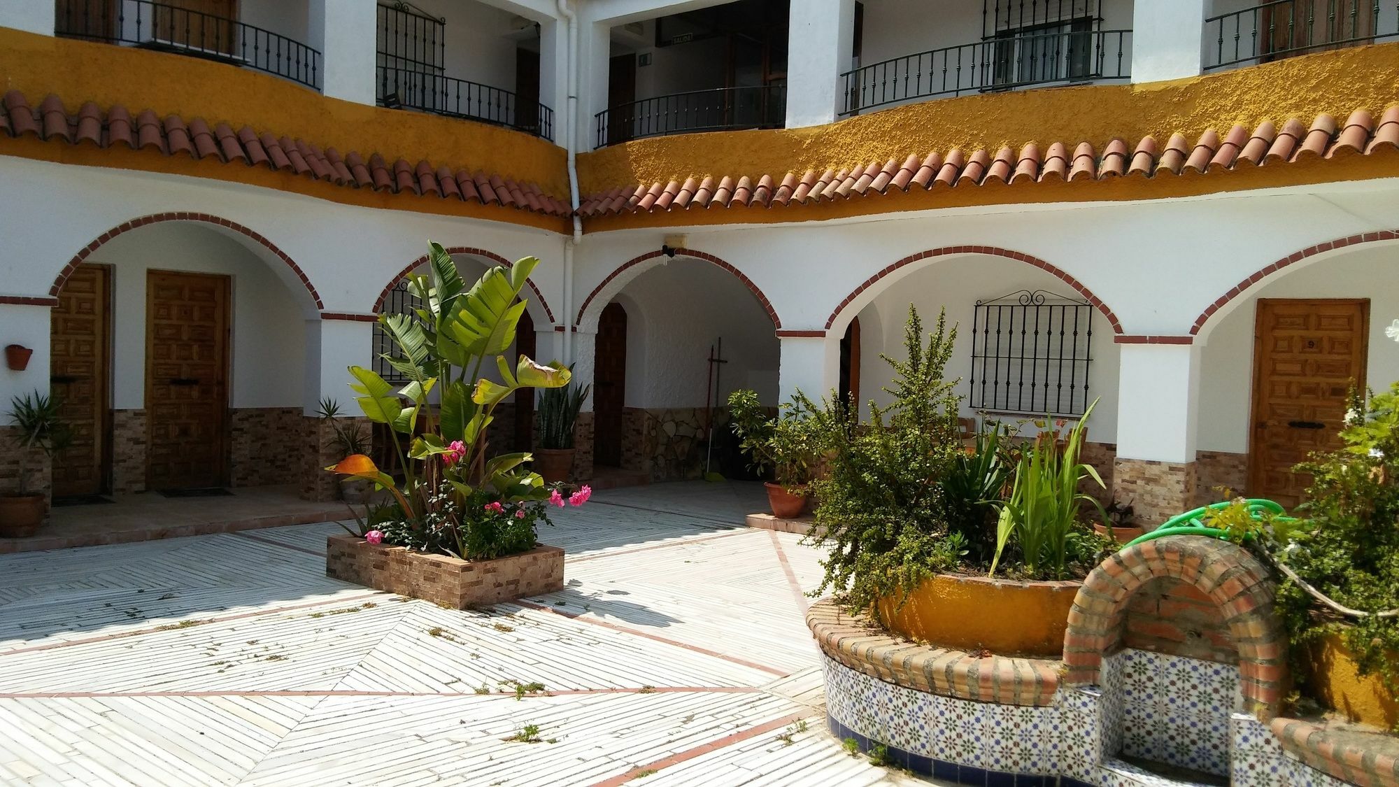 לוס קניוס דה מקה Hostal Mini Golf מראה חיצוני תמונה